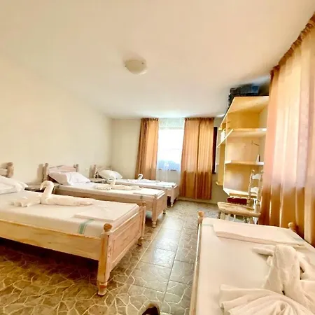 къщата в Holiday home Aheloy