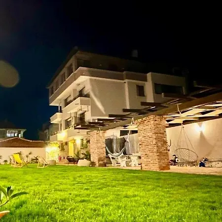 Hébergement de vacances къщата в Aheloy
